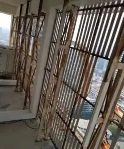 ตะแกรงสนิมหลังป้าย by wesignlab