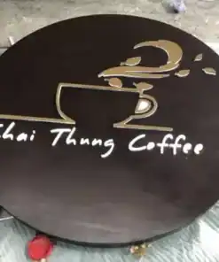 ติดไฟ ป้ายโลโก้แสงออกด้านข้าง ร้านกาแฟชายทุ่ง by wesignlab