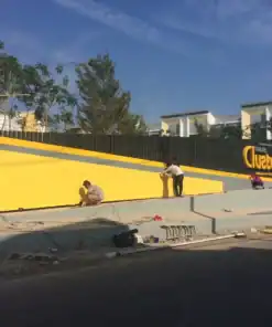 ติดสีแผงประดับหน้าโครงการ