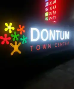ป้ายไฟแบบมีขอบคิ้ว dontum