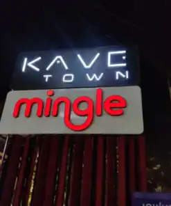 ป้ายไฟหน้าโครงการ mingle ตอนกลางคืน