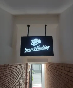 ป้ายกล่องไฟฉลุ Secret Meating