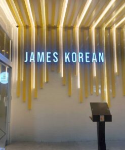 ป้ายไฟตัวอักษร ออกหน้า JAMES KOREAN
